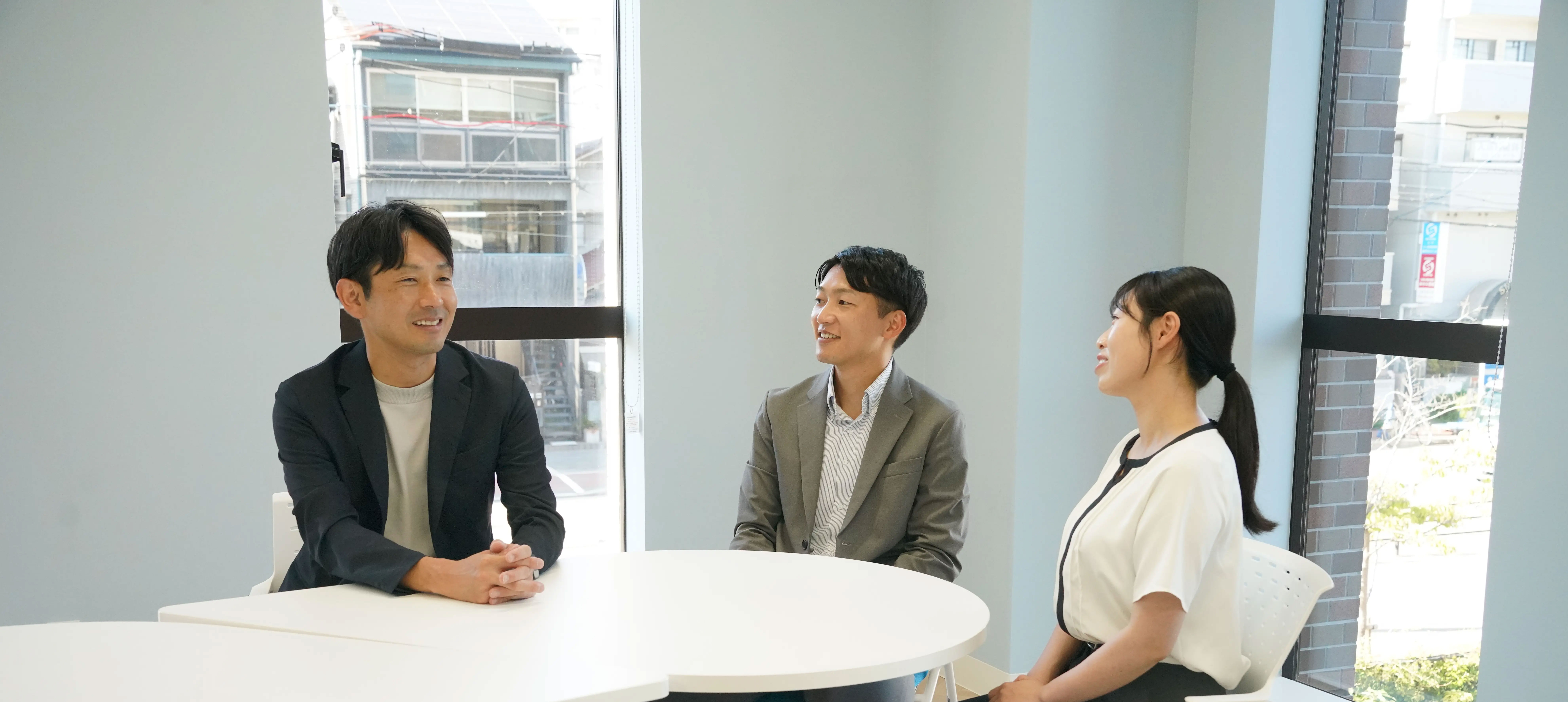 人事課対談の様子