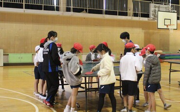 出前授業：井高野小学校「卓球教室」