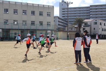 出前授業：井高野小学校「かけっこ教室」