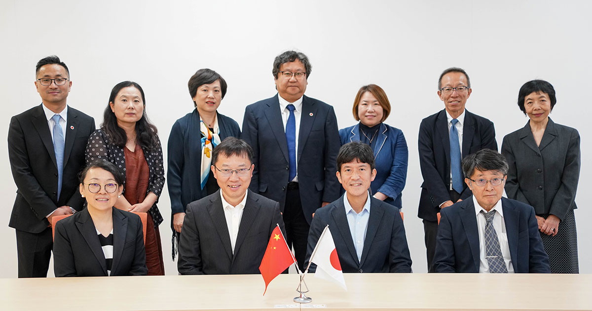 上海対外経貿大学との大学院共同学位プログラム（ダブルディグリー