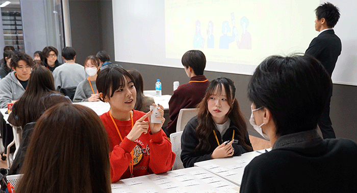 “あったらいいな“を形にする力を磨く ― ピア・サポーター上級生研修を実施