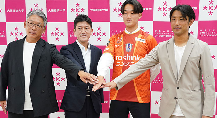 サッカー部・山本青英選手が愛媛FC（J3）への入団内定を報告