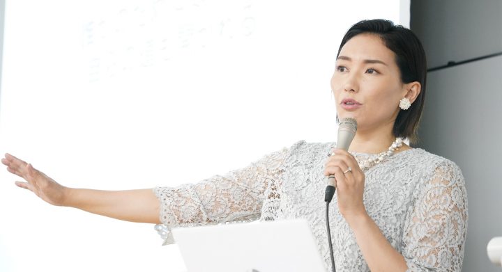 元アーティスティックスイミング日本代表・石黒由美子客員教授が語る「夢を諦めない」生き方